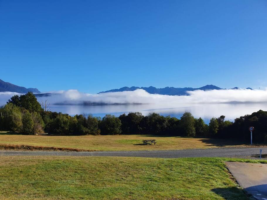 Manapouri Beech Haven Villa Bagian luar foto